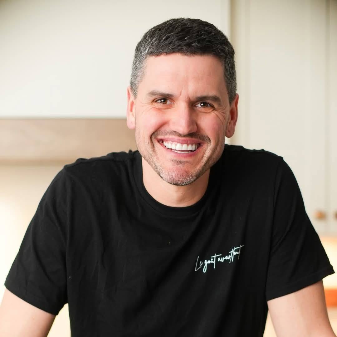 Le gagnant de MasterChef Québec partage ses recettes sur les ondes du 96,7 FM les vendredis à 12h35.