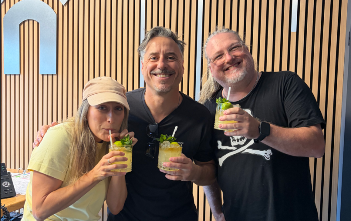 Louis-Frédéric revisite le Mai Tai à la chronique Loumonade de CIGN FM. Histoire, recette, astuces de préparation et service de cocktails.