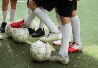Un jeune joueur victime d’un arrêt cardiaque pendant un match de soccer à Coaticook