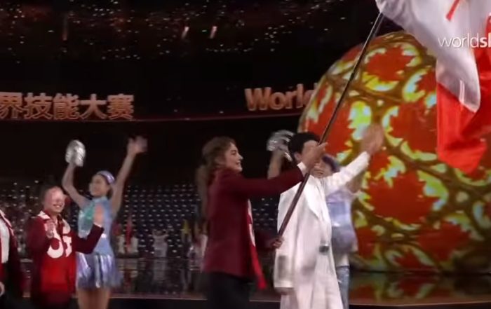 Charlie Véronneau, diplômée du CRIFA, devient porte-drapeau d’Équipe Canada aux Mondiaux des métiers de Shanghai