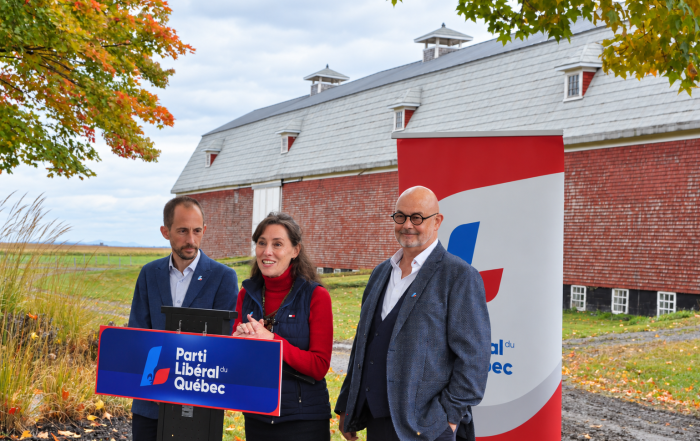 Dernières infos Jacqueline Belleau s’engage à soutenir la pérennité du CIAgricole de Coaticook